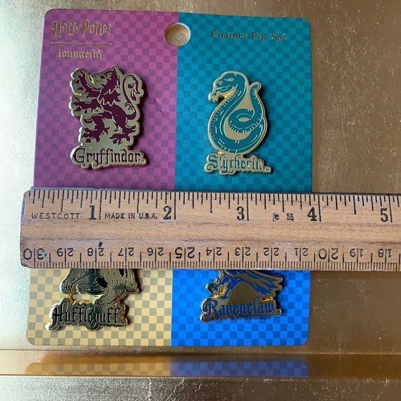 Loungefly Harry Potter House Mascots 4 piece Enamel Pin Set - Picture 8 of 15